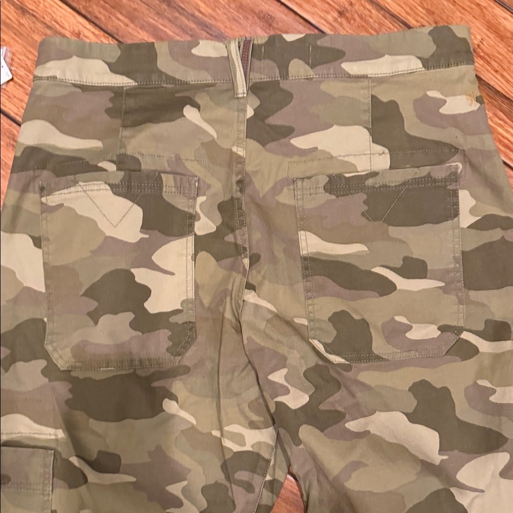 Anthropologie Pilcro New Sz 32 Barrel Camo Pants - Picture 10 of 13